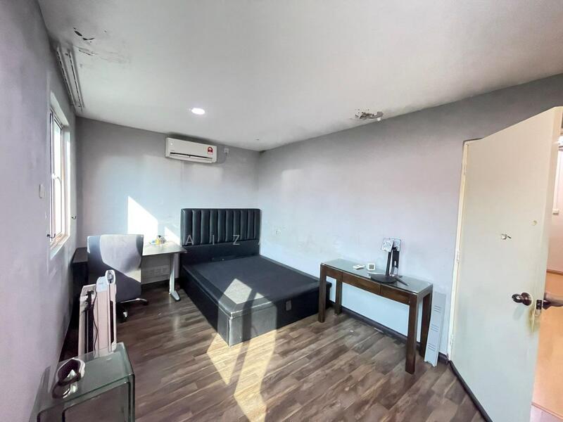 Rumah Banglo untuk Dijual di Seksyen 4 (Kota Damansara) - Faiza Aziz - Bedroom - PropertyGuru.com.my