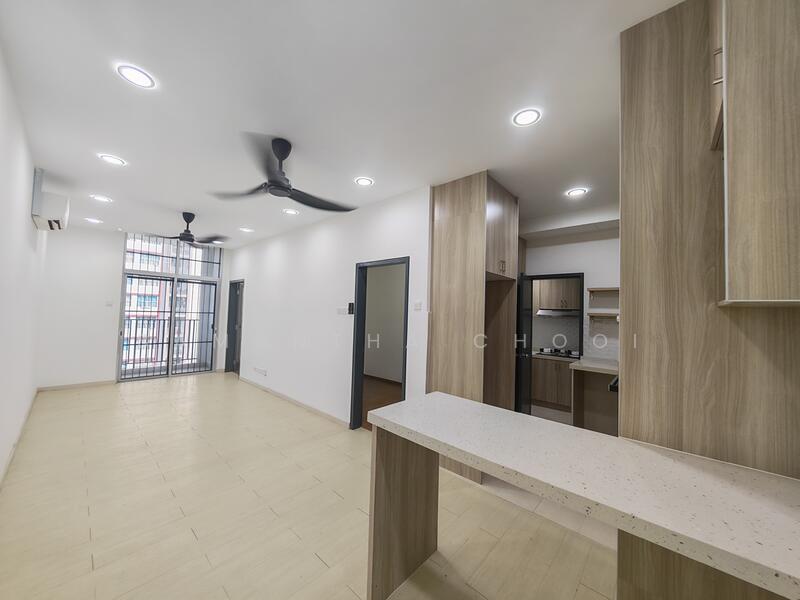 Selangorku Pr1ma Lakefront Homes untuk Untuk Dijual - RM 350,000, Apr 2026 - Living Room - PropertyGuru.com.my