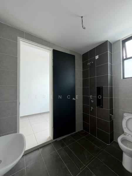 Terraced House for Sale in Bandar Putra (Kulai) - Terence Eo - Bathroom - PropertyGuru.com.my