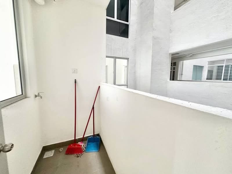 Vista Hijauan untuk Untuk Disewa - RM 1,200 /bulan, Mac 2026 - Exterior - PropertyGuru.com.my