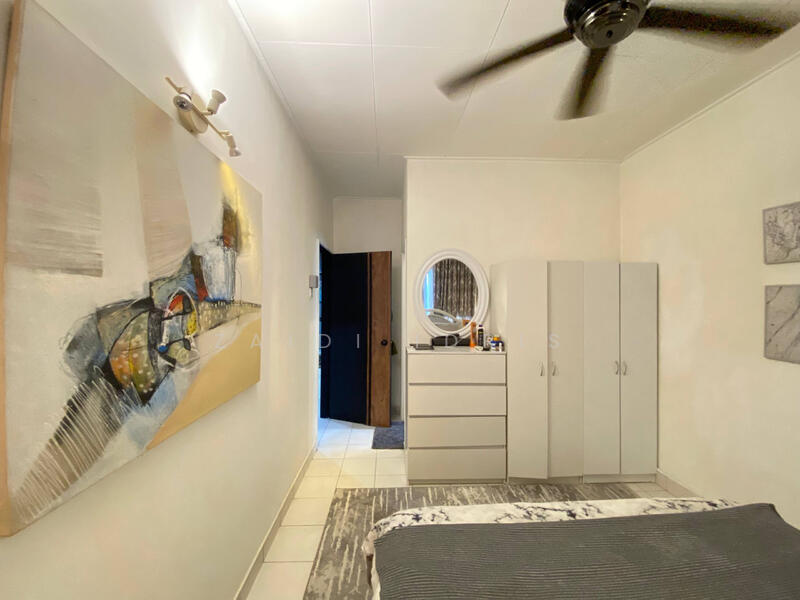 Apartment for Sale at Teratai Apartment @ Taman Sutera - Zaidi Idris - Bedroom - PropertyGuru.com.my