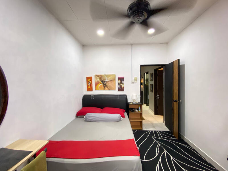 Apartment for Sale at Teratai Apartment @ Taman Sutera - Zaidi Idris - Bedroom - PropertyGuru.com.my