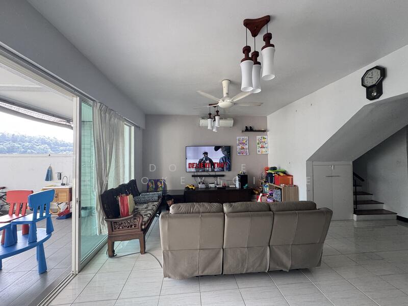 Kondominium untuk Dijual di Armanee Terrace - Dovile Kazokeviciute - Living Room - PropertyGuru.com.my