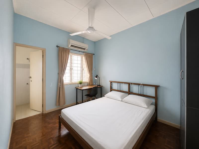 Rumah Teres 2-Tingkat untuk Dijual di Usj 12 (Subang Jaya) - Jeslyn Chua - Bedroom - PropertyGuru.com.my