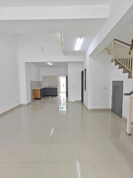 3-storey Terraced House for Sale in Setia Utama (Setia Alam) - Steve Leong . - Kitchen - PropertyGuru.com.my