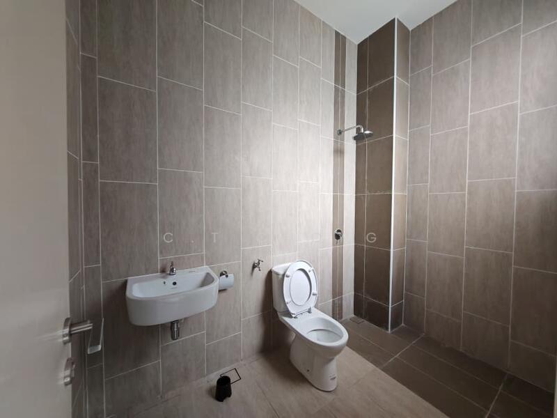 Cluster House for Sale in Johor Bahru (Johor) - C.T Chong - Bathroom - PropertyGuru.com.my