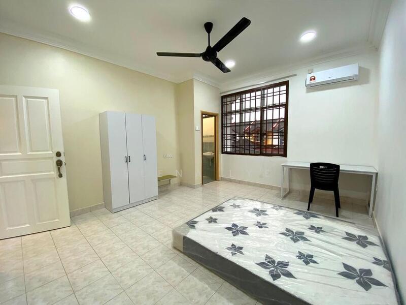 2-storey Terraced House for Rent in Skudai (Johor) - Elena Lye - Bedroom - PropertyGuru.com.my