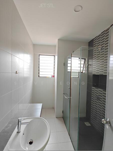 2-storey Terraced House for Sale in Setia Indah (Setia Alam) - Steve Leong . - Bathroom - PropertyGuru.com.my