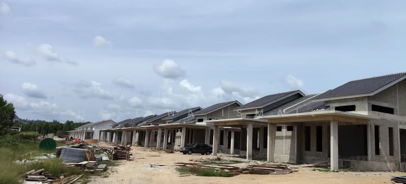 Rumah Berkembar untuk Dijual di Pasir Puteh (Kelantan) - Haslina Ismail - Exterior - PropertyGuru.com.my
