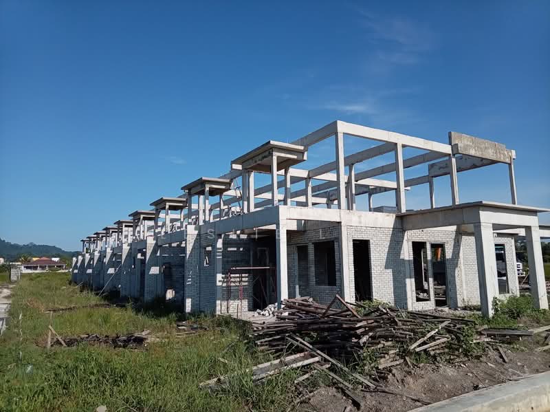 Rumah Teres 2-Tingkat untuk Dijual di Siburan (Kuching) - Leslie Loi - PropertyGuru.com.my