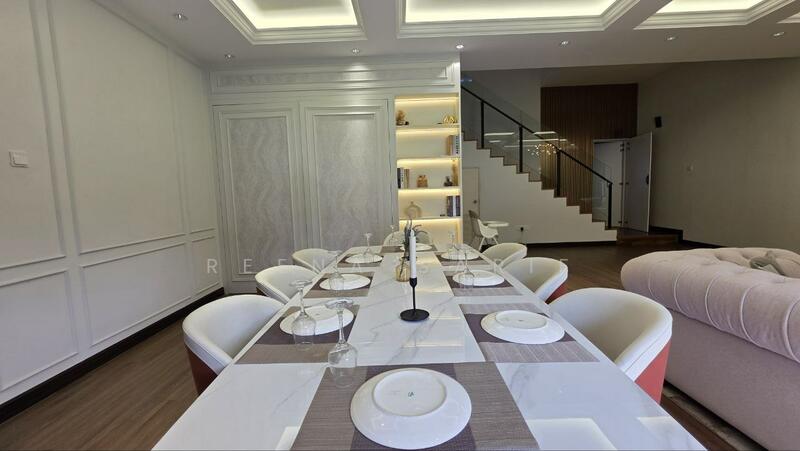 Rumah Berkembar untuk Dijual di Rawang (Selangor) - Reena Sarif - Dining Room - PropertyGuru.com.my