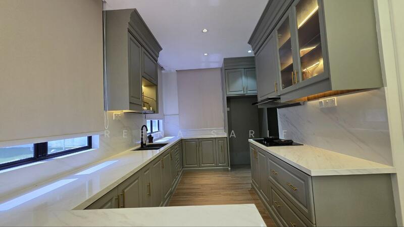 Rumah Berkembar untuk Dijual di Rawang (Selangor) - Reena Sarif - Kitchen - PropertyGuru.com.my