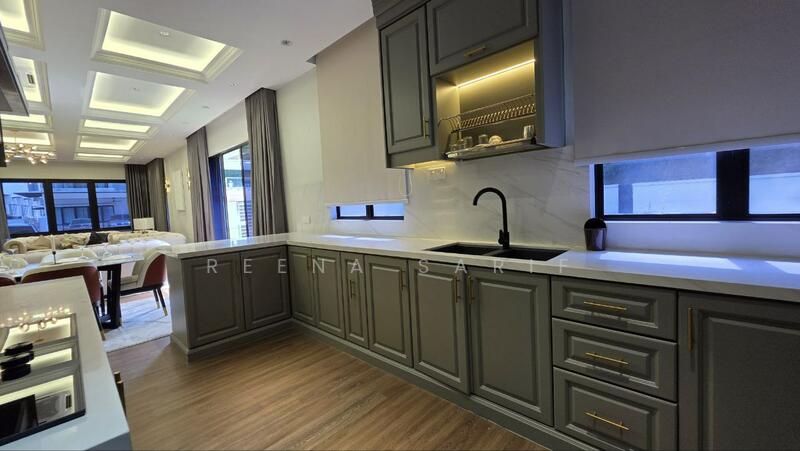 Rumah Berkembar untuk Dijual di Rawang (Selangor) - Reena Sarif - Kitchen - PropertyGuru.com.my