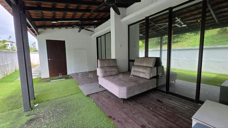 Rumah Berkembar untuk Dijual di Rawang (Selangor) - Reena Sarif - Exterior - PropertyGuru.com.my