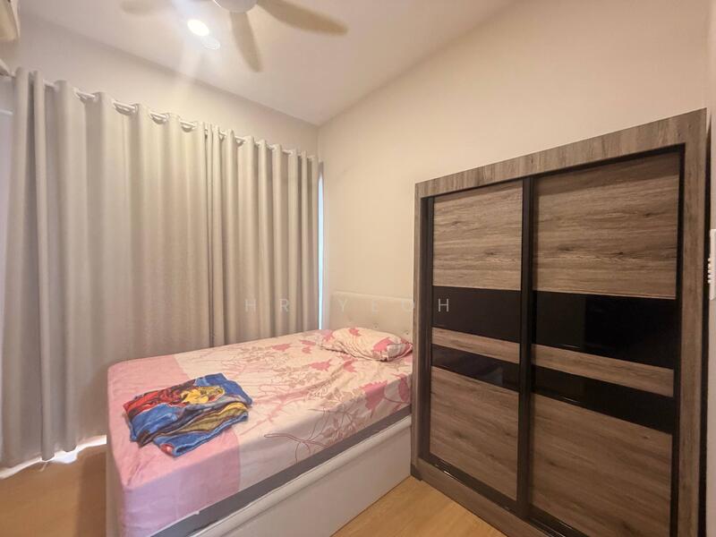 Kings Bay @ Country Garden Danga Bay untuk Untuk Disewa - RM 3,000 /bulan, Mac 2026 - Bedroom - PropertyGuru.com.my