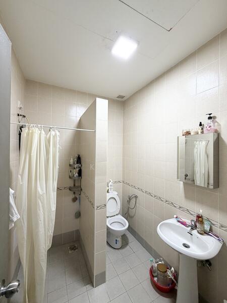 Terraced House for Sale in Taman Impian Indah (Bukit Jalil) - CK Yee - Bathroom - PropertyGuru.com.my