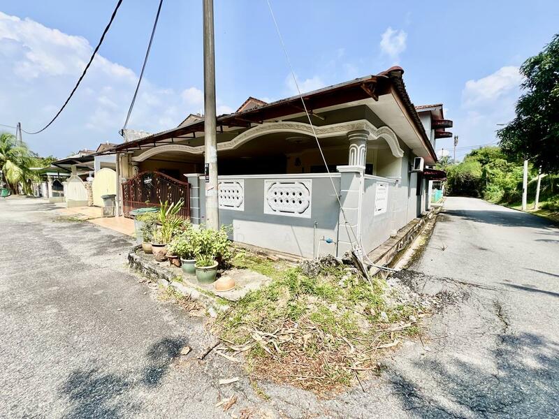 2-storey Terraced House for Sale in Taman Seremban Jaya (Rantau) - Ajwad Azizan - Exterior - PropertyGuru.com.my