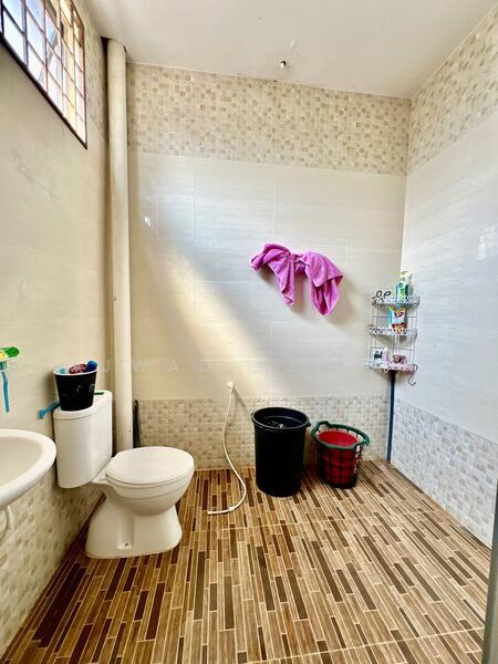 2-storey Terraced House for Sale in Taman Seremban Jaya (Rantau) - Ajwad Azizan - Bathroom - PropertyGuru.com.my