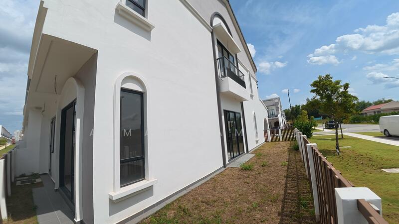 Rumah Teres 2 Tingkat untuk Dijual di Setia Safiro (Cyberjaya) - Aiman Samsul - Exterior - PropertyGuru.com.my