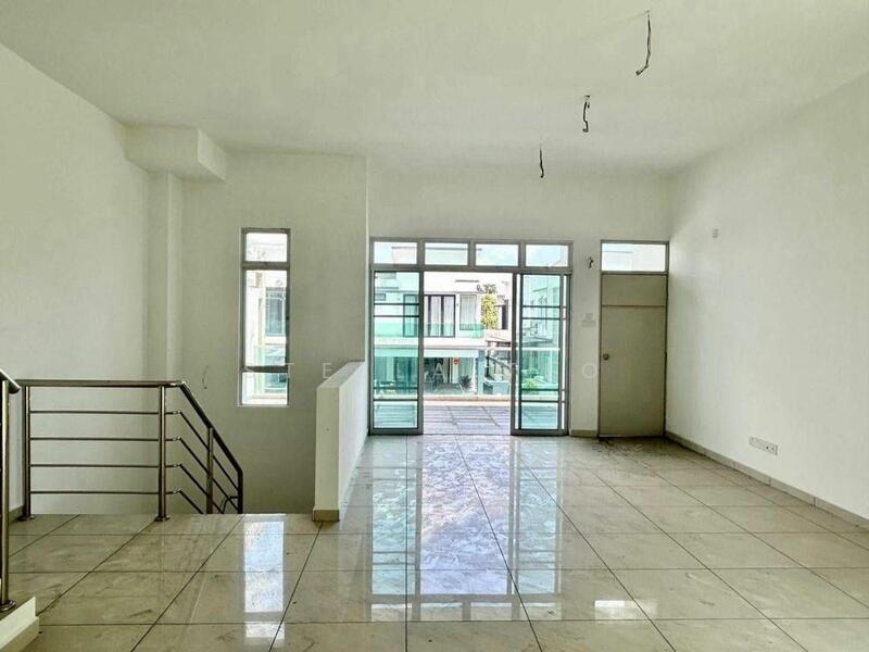 Semi-Detached House for Sale in Setia Tropika (Johor Bahru) - Stella Teo - Interior - PropertyGuru.com.my