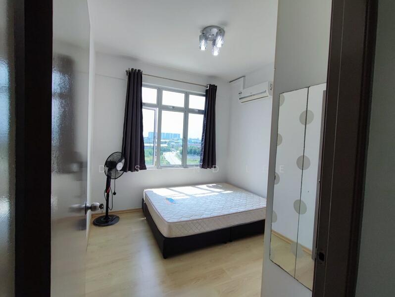 Service Residence for Sale at Larkin Heights - Desmond Lee - Bedroom - PropertyGuru.com.my