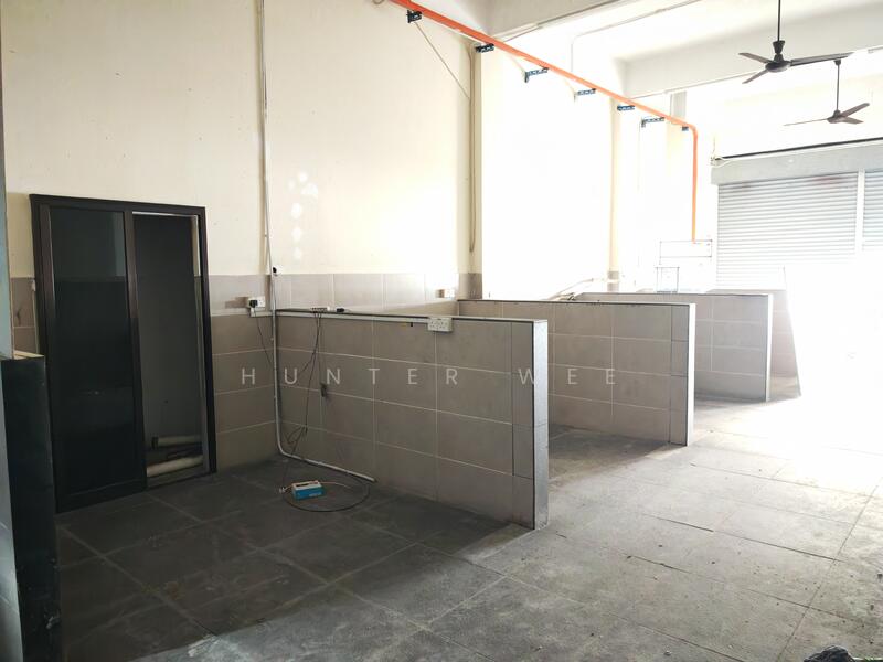 Shop for Rent in Pending (Kuching) - Hunter Wee - Interior - PropertyGuru.com.my