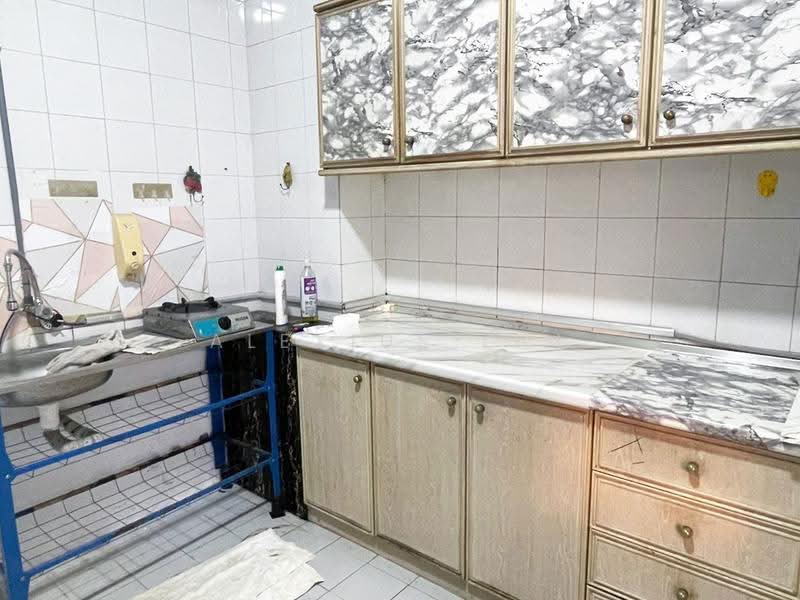 Condominium for Rent at Pelita Indah - Alexius Lim - Kitchen - PropertyGuru.com.my