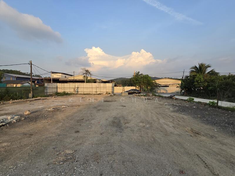 Kampung Baru Subang untuk Untuk Disewa - RM 28,000 /bulan, Feb 2026 - Exterior - PropertyGuru.com.my