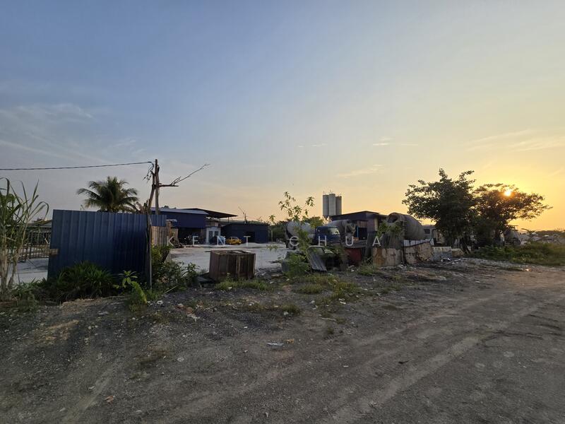 Kampung Baru Subang untuk Untuk Disewa - RM 28,000 /bulan, Feb 2026 - Exterior - PropertyGuru.com.my