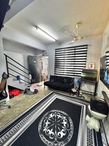 Taman Bukit Tiram @ Jalan Panti 2 Storey Low Cost 100% Loan~ untuk Untuk Dijual - RM 350,000, Feb 2026 - Living Room - PropertyGuru.com.my
