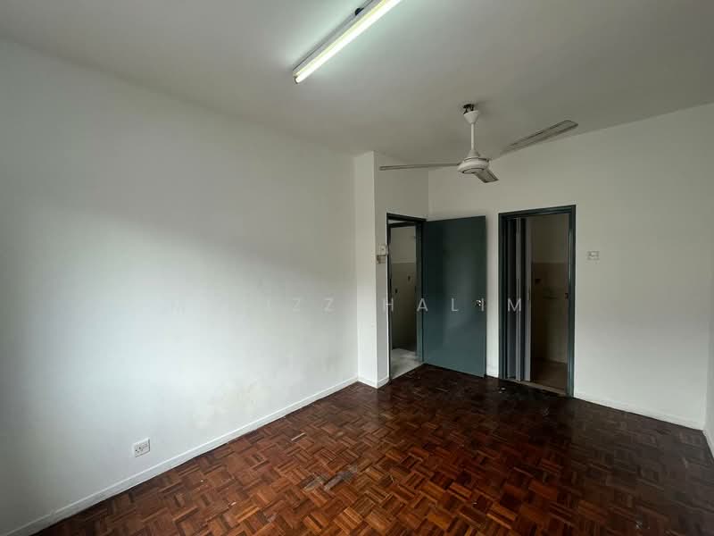 Apartment for Sale at Sri Cempaka (Taman Wawasan) - Mu'izz Halim - Interior - PropertyGuru.com.my