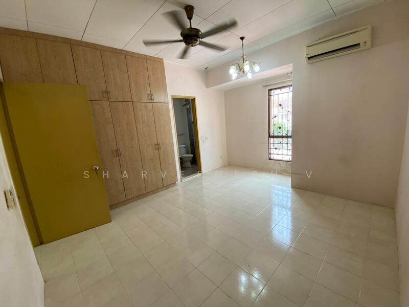 2-storey Terraced House for Sale in Setia Alam (Selangor) - Sharveenesh V - Bedroom - PropertyGuru.com.my