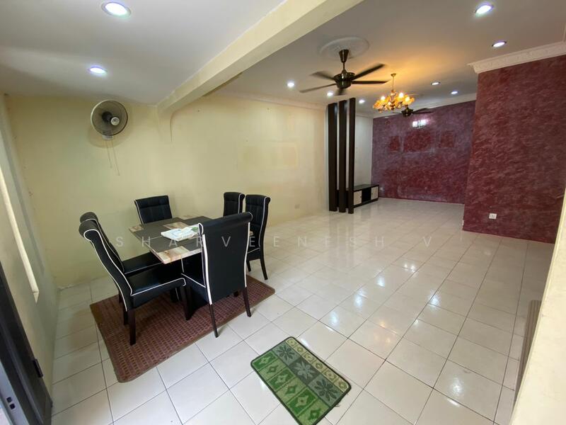 2-storey Terraced House for Sale in Setia Alam (Selangor) - Sharveenesh V - Dining Room - PropertyGuru.com.my