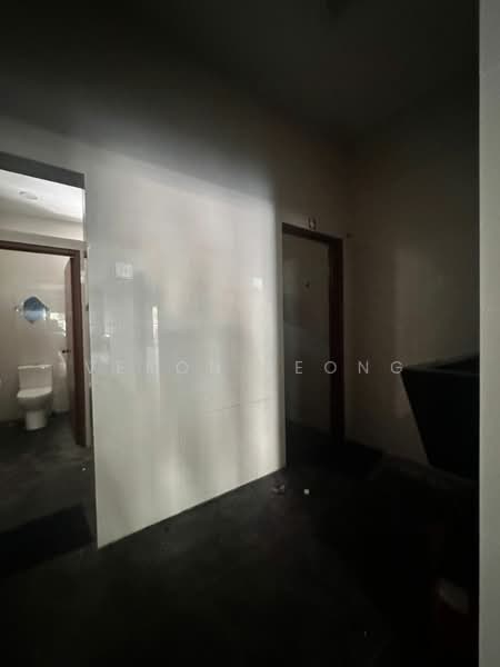 Shop / Office for Rent in Petaling Jaya (Selangor) - Veron Leong - Bathroom - PropertyGuru.com.my