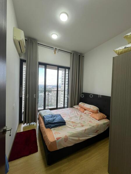 Condominium for Rent at Lovell @ Country Garden Danga Bay - Jensen Goh - Bedroom - PropertyGuru.com.my