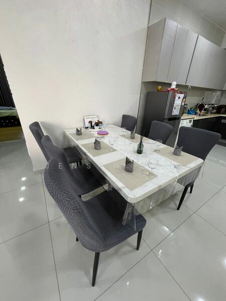 Condominium for Rent at Lovell @ Country Garden Danga Bay - Jensen Goh - Dining Room - PropertyGuru.com.my