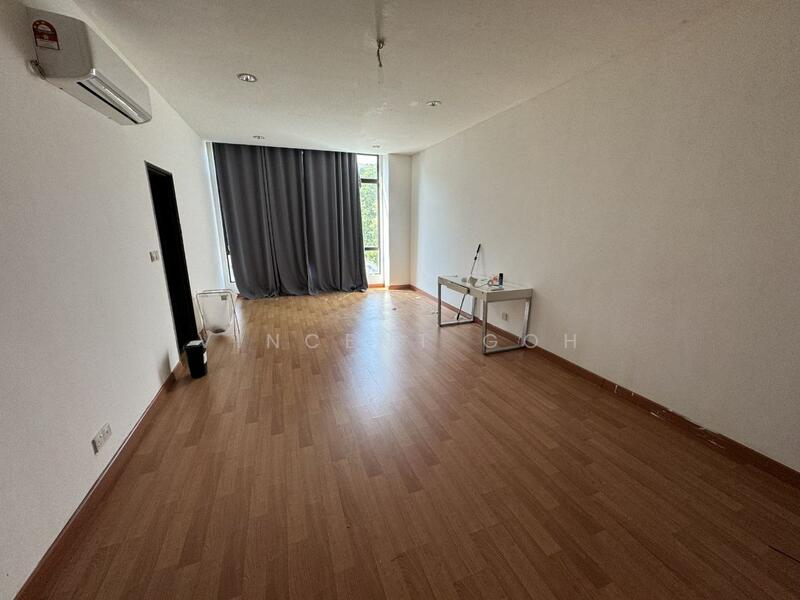 3-storey Terraced House for Sale in Prima Selayang (Selayang) - Vincent Goh - Living Room - PropertyGuru.com.my