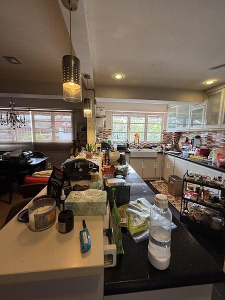 2.5-storey Terraced House for Sale in Sri Hartamas (Kuala Lumpur) - Sandra Lee - Kitchen - PropertyGuru.com.my