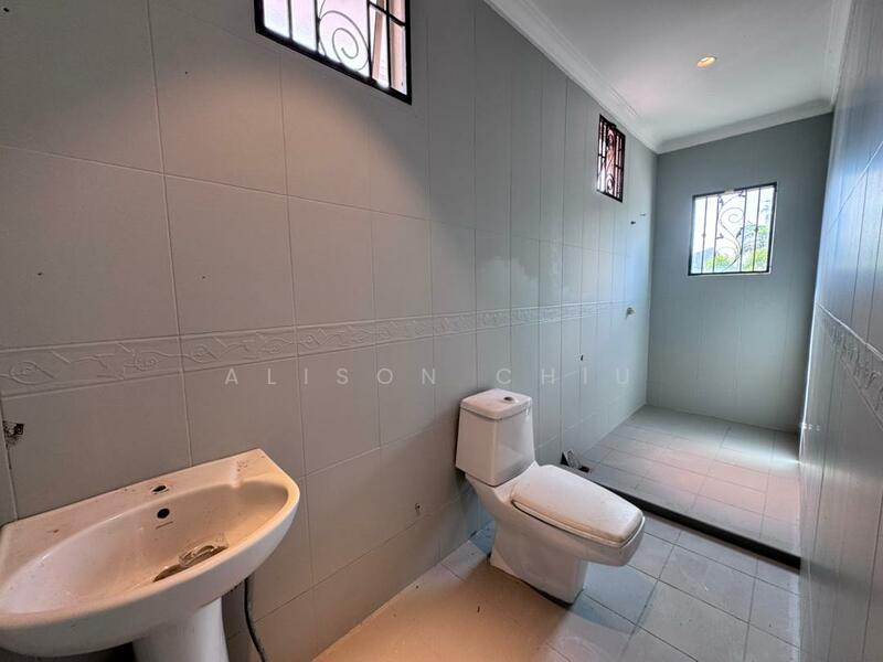 Bungalow for Rent in Ampang Jaya (Ampang) - Alison Chiu - Bathroom - PropertyGuru.com.my