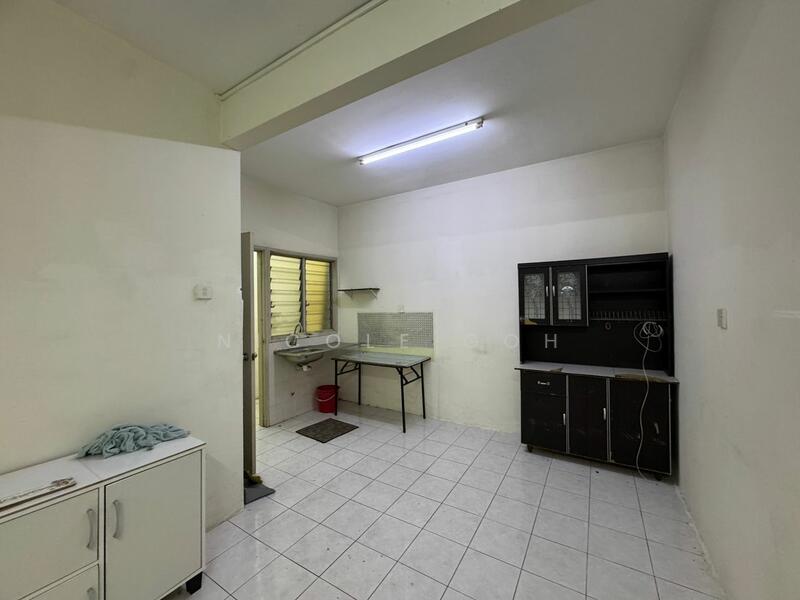 Condominium for Sale at Platinum Hill PV 5 - Nicole Goh - Kitchen - PropertyGuru.com.my