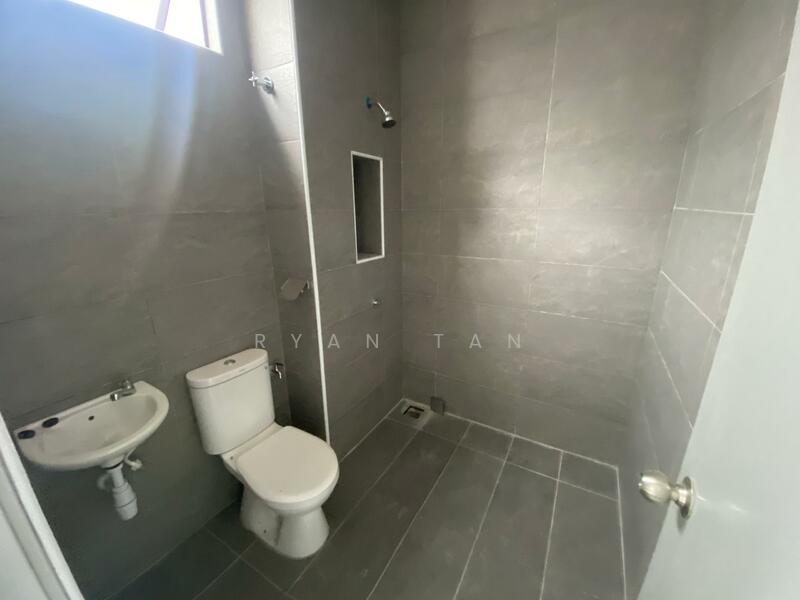 Terraced House for Sale in Johor Bahru (Johor) - Ryan Tan - Bathroom - PropertyGuru.com.my