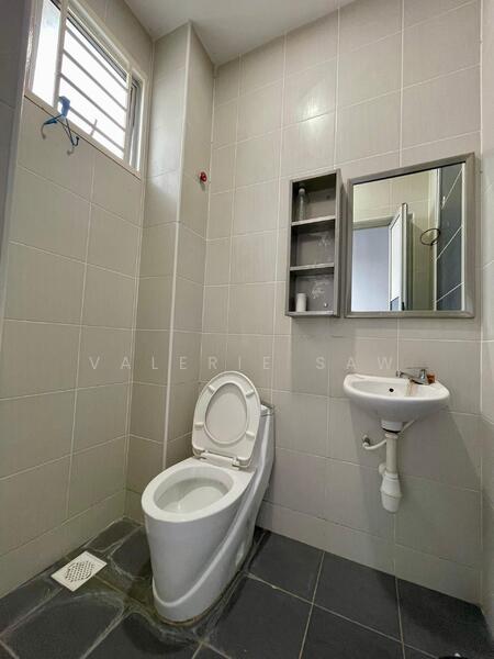 2-storey Terraced House for Sale in Taman Mount Austin (Tebrau) - Valerie Saw - Bathroom - PropertyGuru.com.my