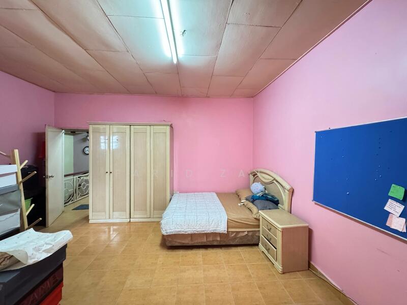 2-storey Terraced House for Sale in Seksyen U5 (Shah Alam) - Farid Zain - Bedroom - PropertyGuru.com.my