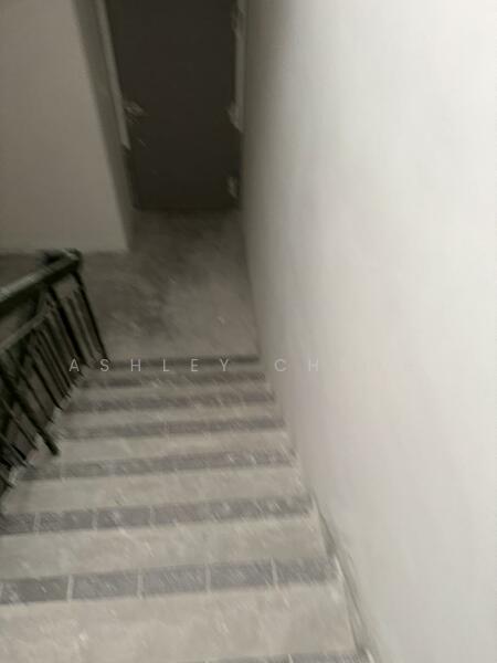 Factory for Rent in Taman Sepang (Sepang) - Ashley Cheoh - Corridor - PropertyGuru.com.my