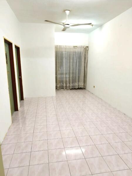 Untuk Disewa Pusat Hentian Kajang