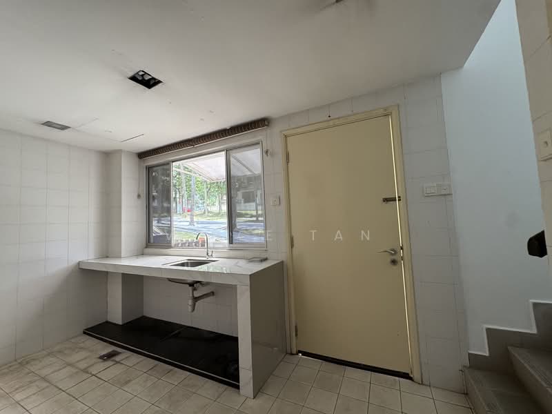 Valencia untuk Untuk Disewa - RM 5,000 /bulan, Mac 2026 - Kitchen - PropertyGuru.com.my