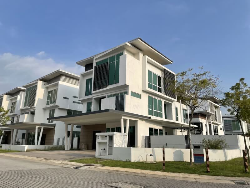 Bungalow House for Sale in Cyberjaya (Selangor) - Jared Wong - Exterior - PropertyGuru.com.my