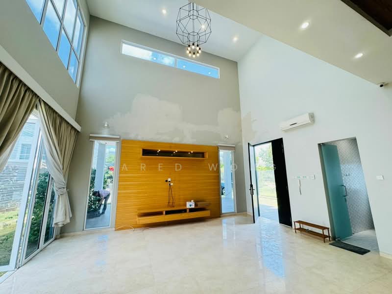 Bungalow House for Sale in Cyberjaya (Selangor) - Jared Wong - Living Room - PropertyGuru.com.my