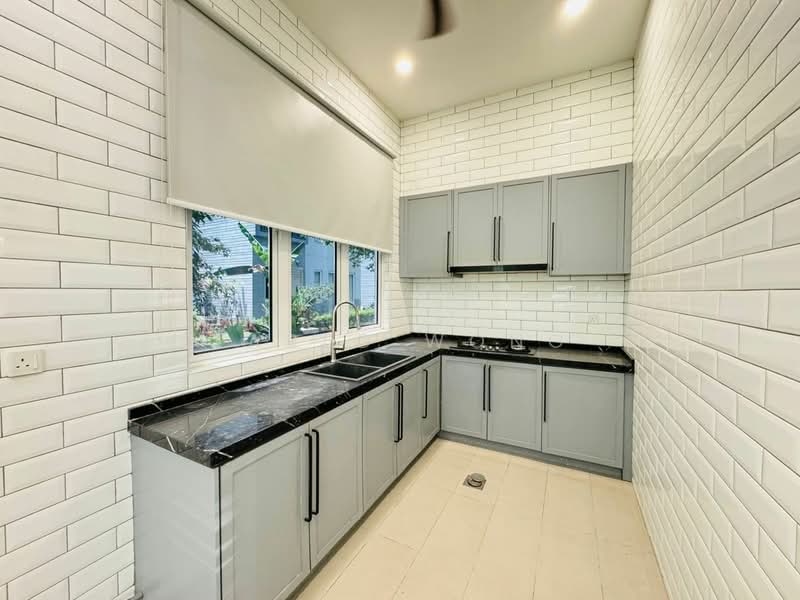 Bungalow House for Sale in Cyberjaya (Selangor) - Jared Wong - Kitchen - PropertyGuru.com.my