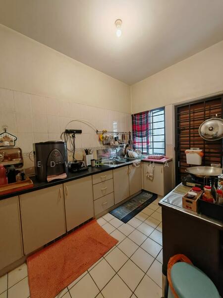 2-storey Terraced House for Sale in Sungai Buloh (Selangor) - Edward Chai - Kitchen - PropertyGuru.com.my